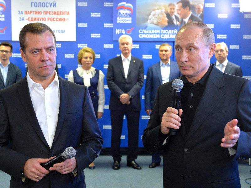 Владимир Путин и Д. Медведев прибыли в штаб «Единой России»