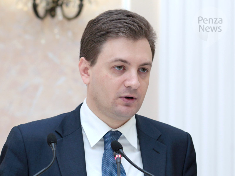 Миронов требует вызвать на заседание Госдумы РФ Медведева и Набиуллину