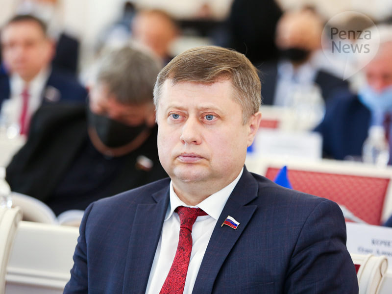 Зампреда комитета Заксобрания Алексея Петрова планируется перевести на постоянную основу