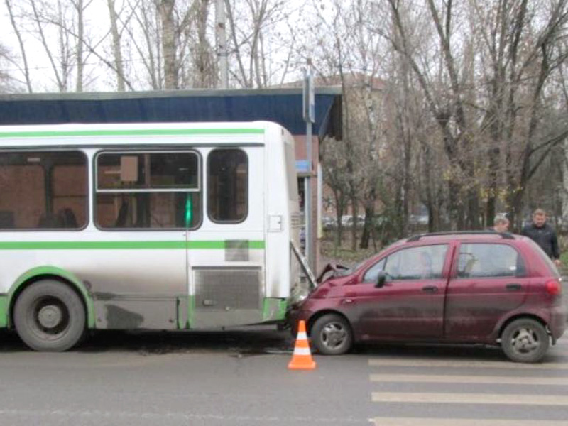 Circumstances of collision of foreign-made car with bus investigated in Penza