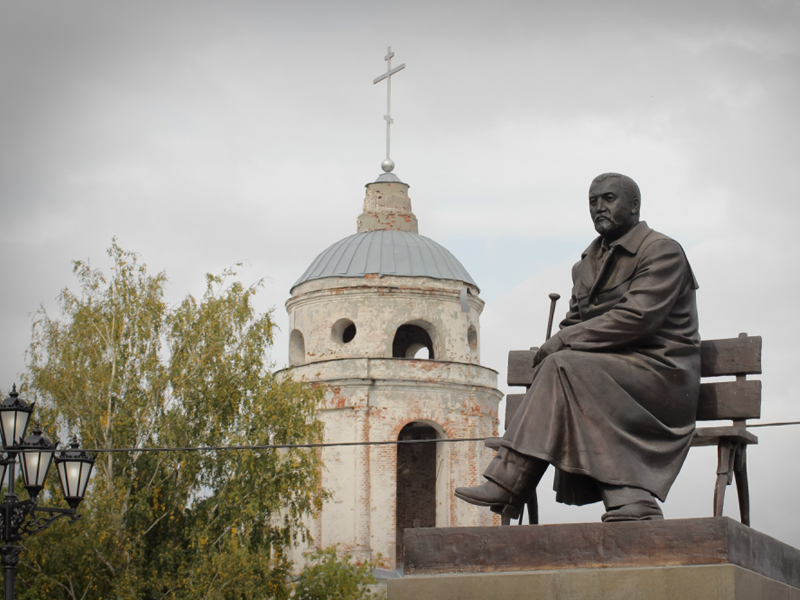 Памятник куприна в наровчате фото