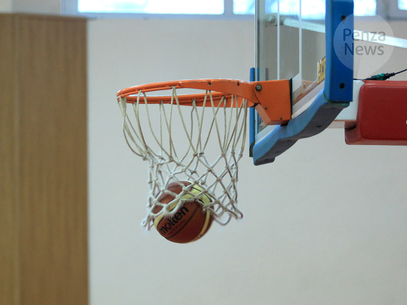 Предварительный этап соревнований по баскетболу среди школьников стартует в Пензе 16 декабря