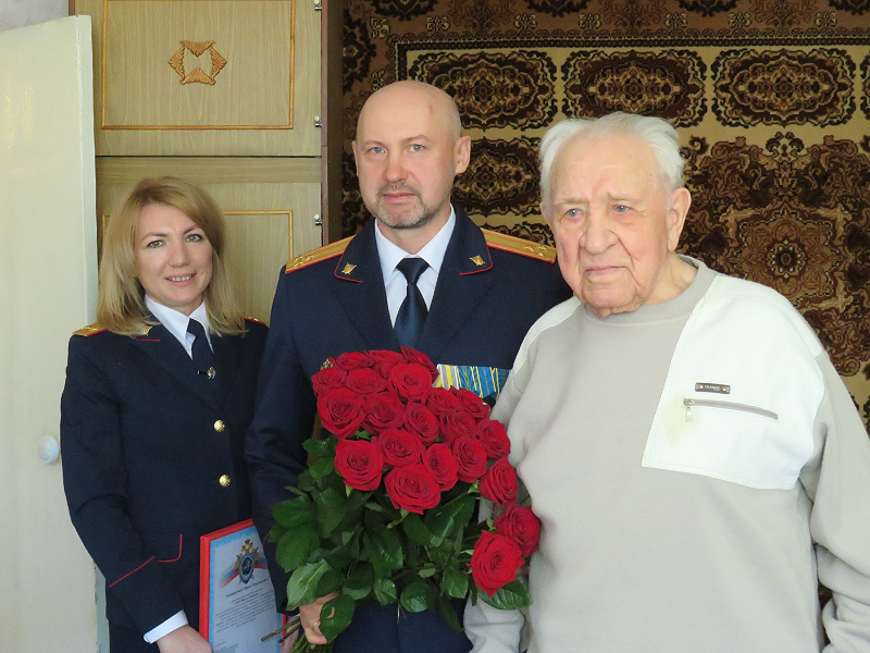 Ветерану следствия Ивану Глухареву исполнилось 99 лет