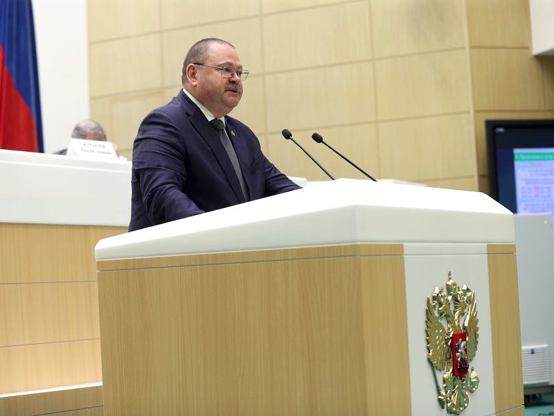 Мельниченко озвучил несколько инициатив на слушаниях по проекту федерального бюджета