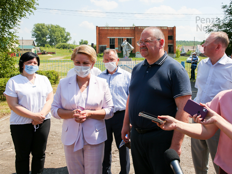 Мельниченко анонсировал программу ремонта социально значимых объектов в селах