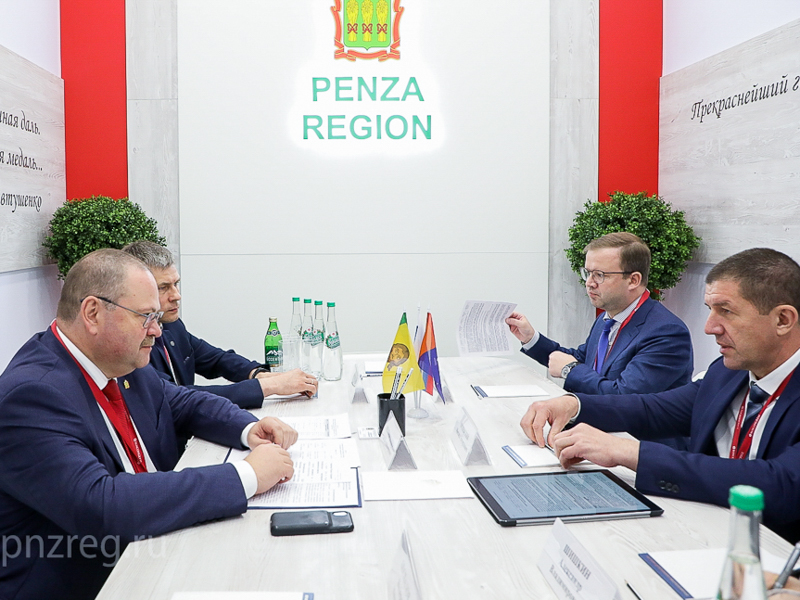 Мельниченко и Осеевский обсудили сотрудничество Пензенской области и «Ростелекома»