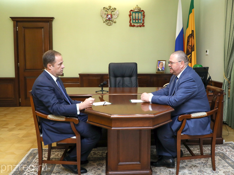 Комаров и Мельниченко обсудили перспективы развития Пензенской области