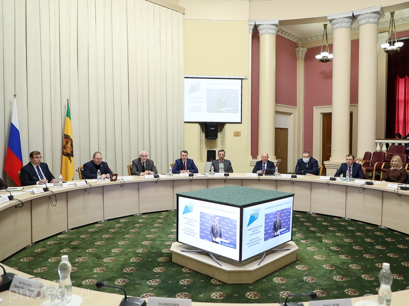 Мельниченко поручил подготовить предложения по поэтапному преображению исторического центра Пензы