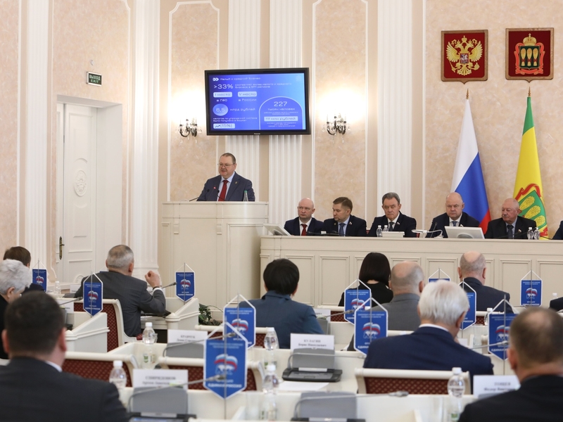 Мельниченко поблагодарил депутатов Заксобрания Пензенской области за плодотворную совместную работу в 2023 году
