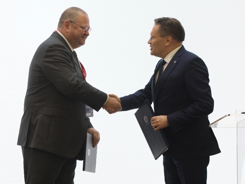 Пензенский губернатор и глава «Росатома» подписали соглашение о социально-экономическом и технологическом сотрудничестве