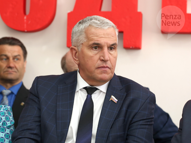 Годовой доход депутата Владимира Кириллова составил почти 1,1 млн. рублей