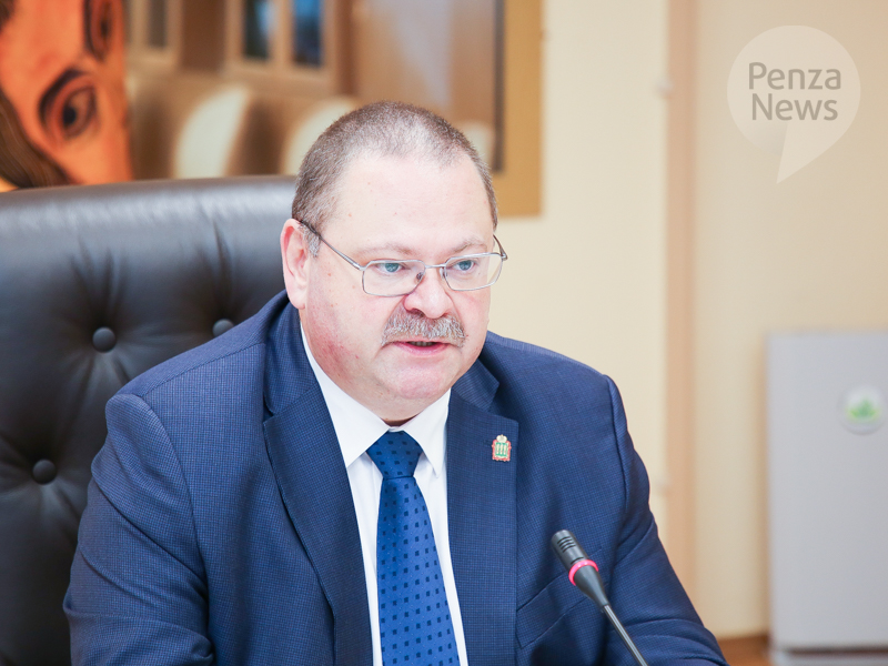 Мельниченко назначил врио замруководителей трех министерств