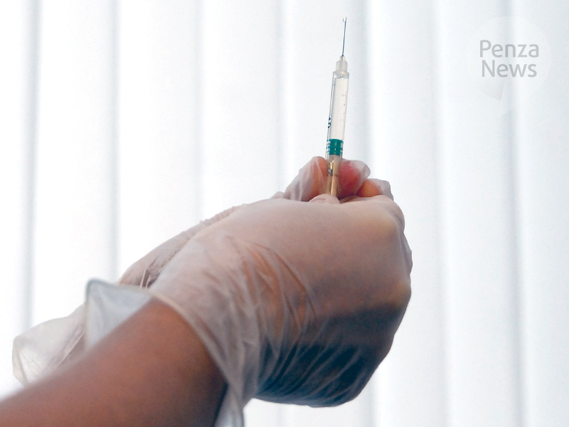 В Пензенскую область поступило около 5 тыс. комплектов вакцины «ЭпиВакКорона»