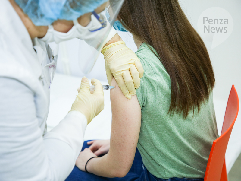 Более 146 тыс. жителей Пензенской области прошли повторную вакцинацию от COVID-19